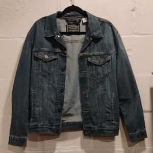 Signature Men's Classic Blue Denim Jacket